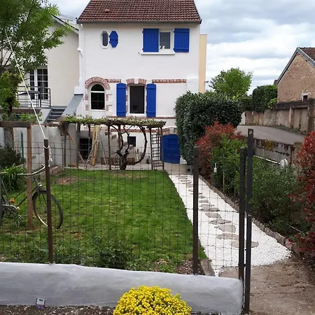 La Maison Bleue *