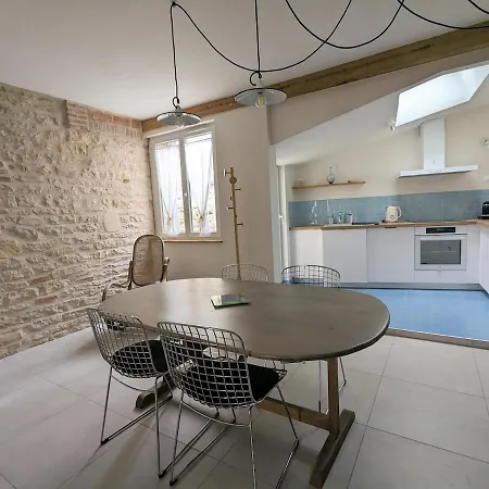 Ferienhaus La Maison Bleue *