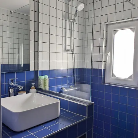 La Maison Bleue *