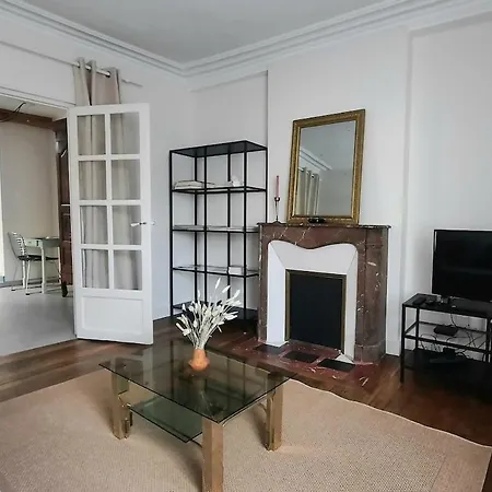 La Maison Bleue بيت للعطل ديجون