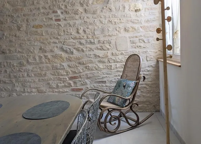 La Maison Bleue Dijon